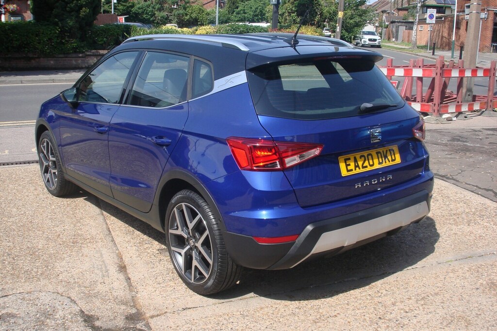 Seat Arona 1.0 Tsi 115 Xcellence Luxury Blue #3
