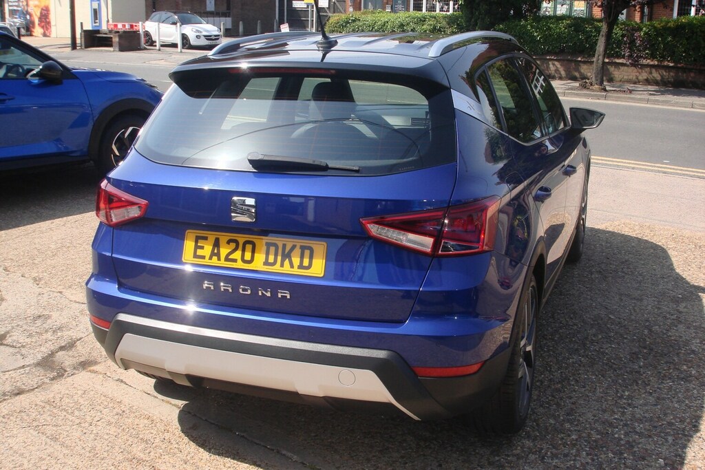 Seat Arona 1.0 Tsi 115 Xcellence Luxury Blue #5