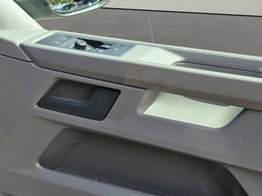 Volkswagen Transporter Highline Grey #13