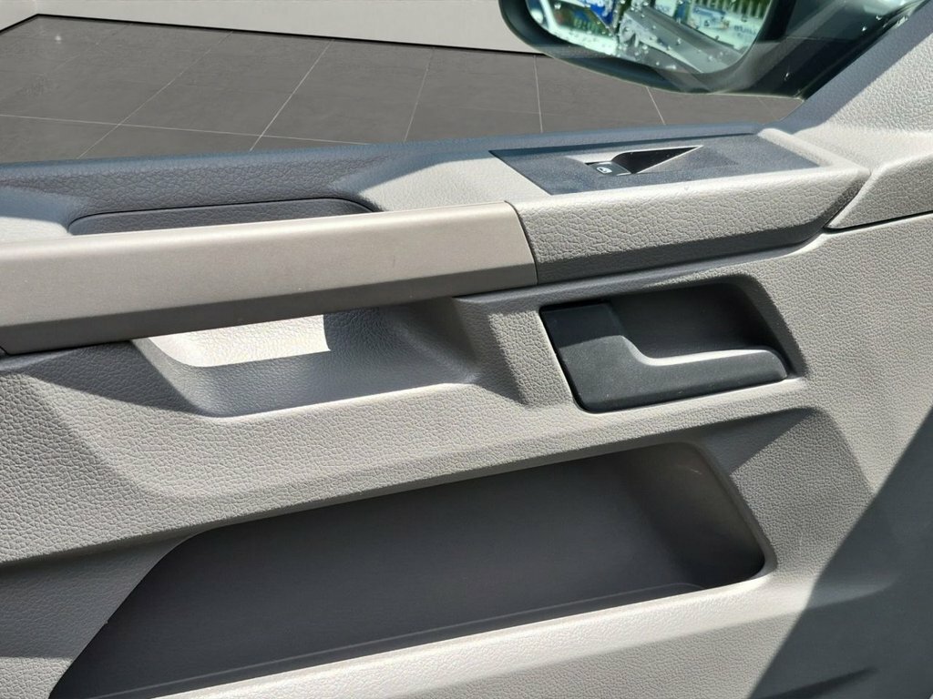 Volkswagen Transporter Highline Grey #15