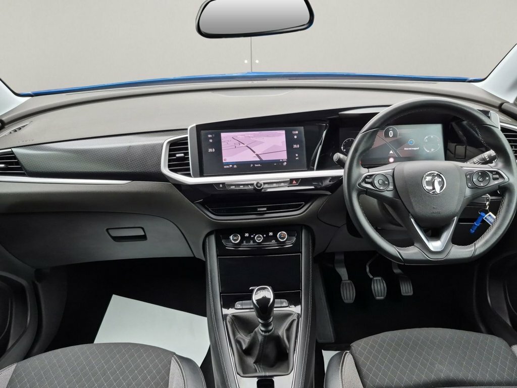Vauxhall Grandland X Sri Nav White #4