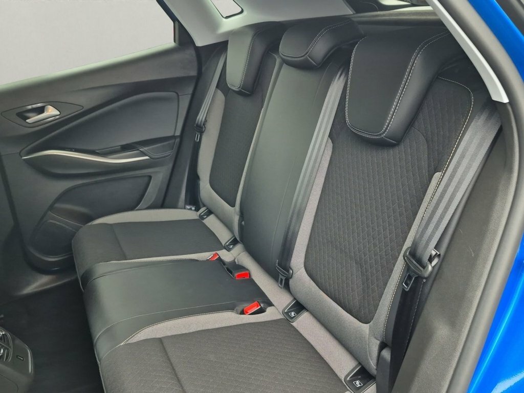 Vauxhall Grandland X Sri Nav White #28