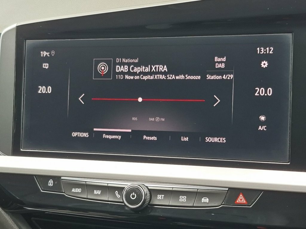 Vauxhall Grandland X Sri Nav White #16
