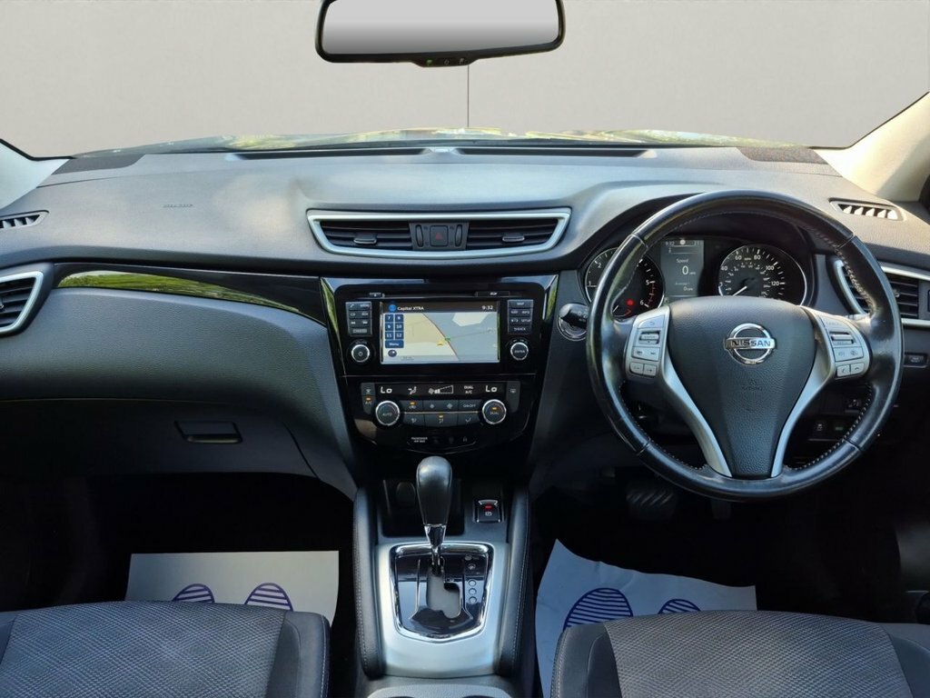 Nissan Qashqai 1.6L N-connecta Grey #4