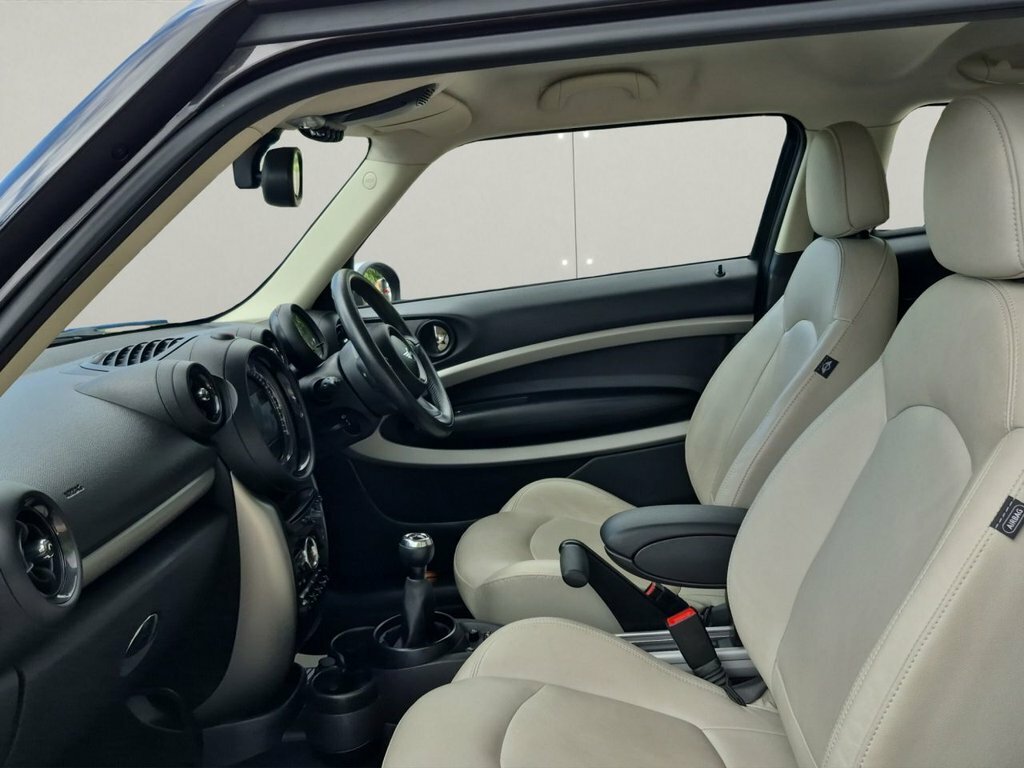 Mini Paceman 2.0 Cooper S D White #14