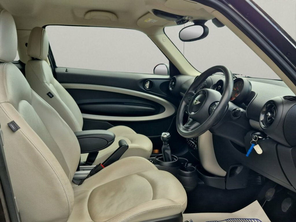 Mini Paceman 2.0 Cooper S D White #12