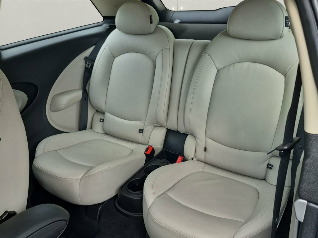 Mini Paceman 2.0 Cooper S D White #26