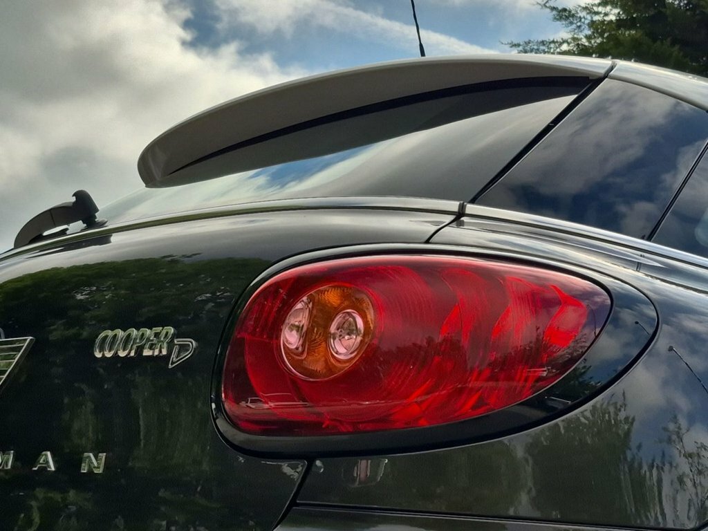 Mini Paceman 2.0 Cooper S D White #31