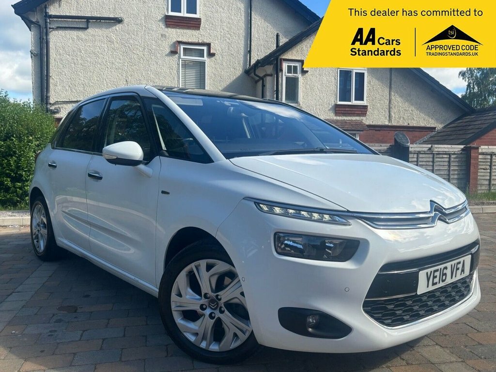 Citroen C4 Picasso 1.6L Exclusive White