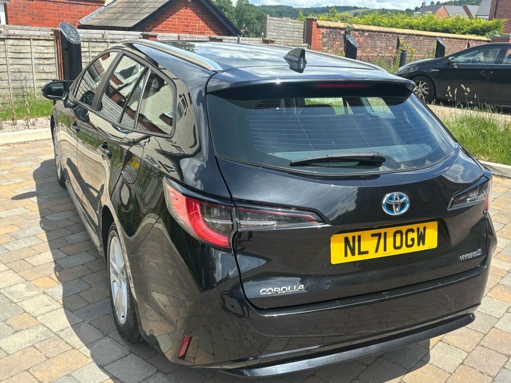 Toyota Corolla 1.8 Icon Tech 121 Bhp Red #7