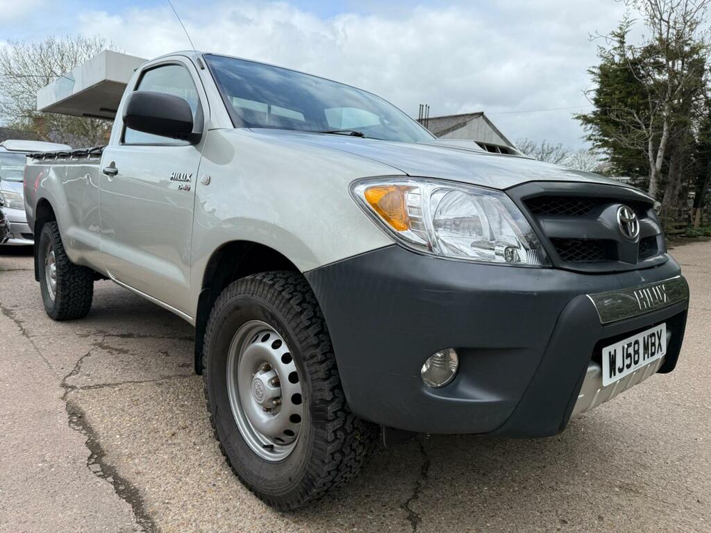 Toyota HILUX 2.5 D-4d Hl2 4Wd Silver