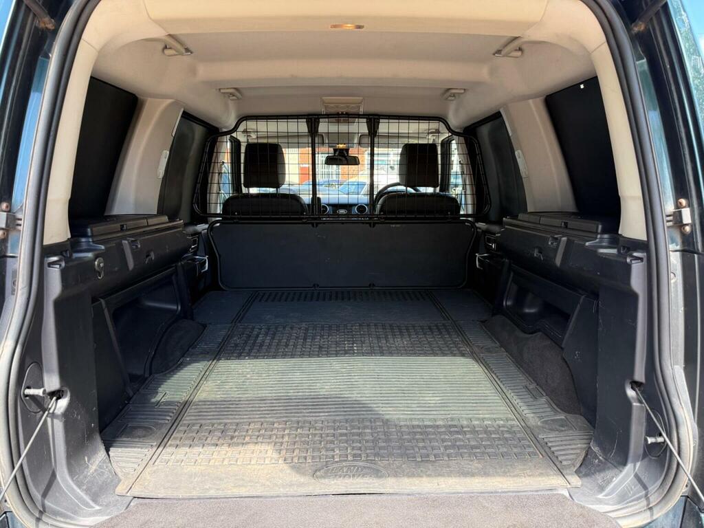 Land Rover Discovery 4 3L Xs Black #10