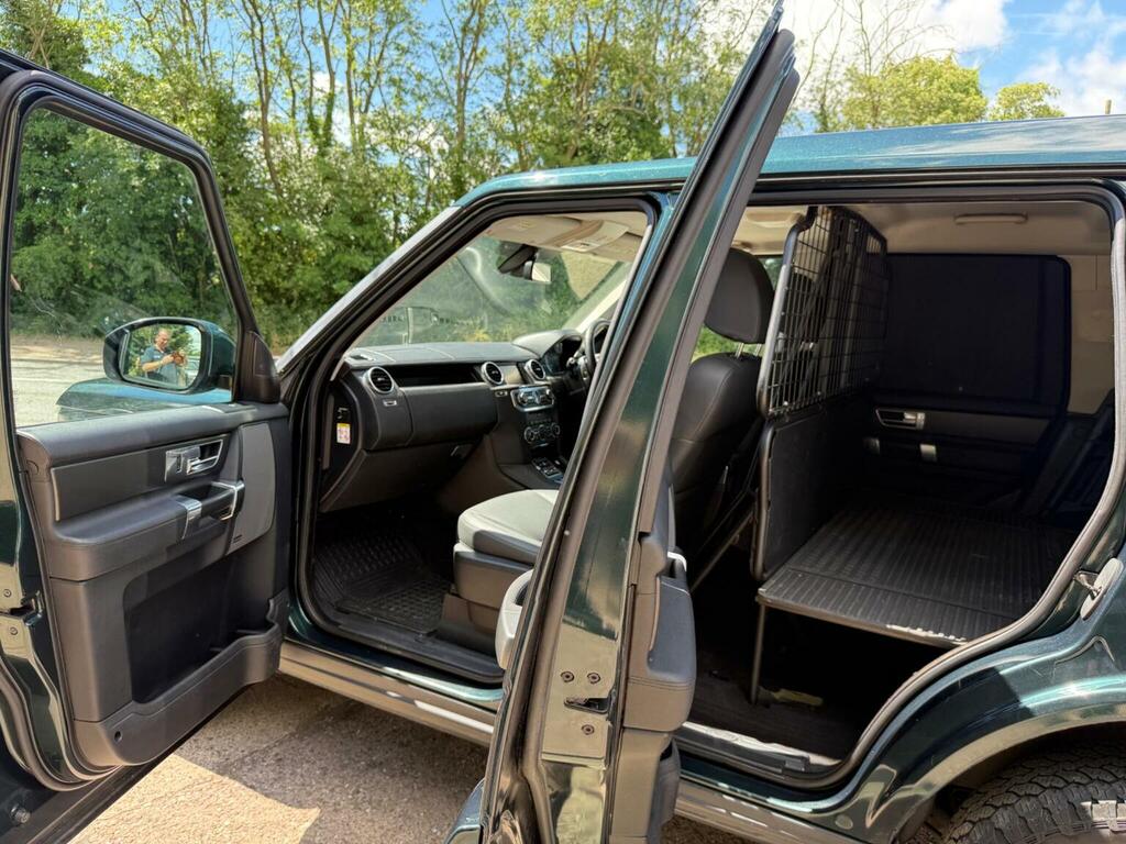 Land Rover Discovery 4 3L Xs Black #28