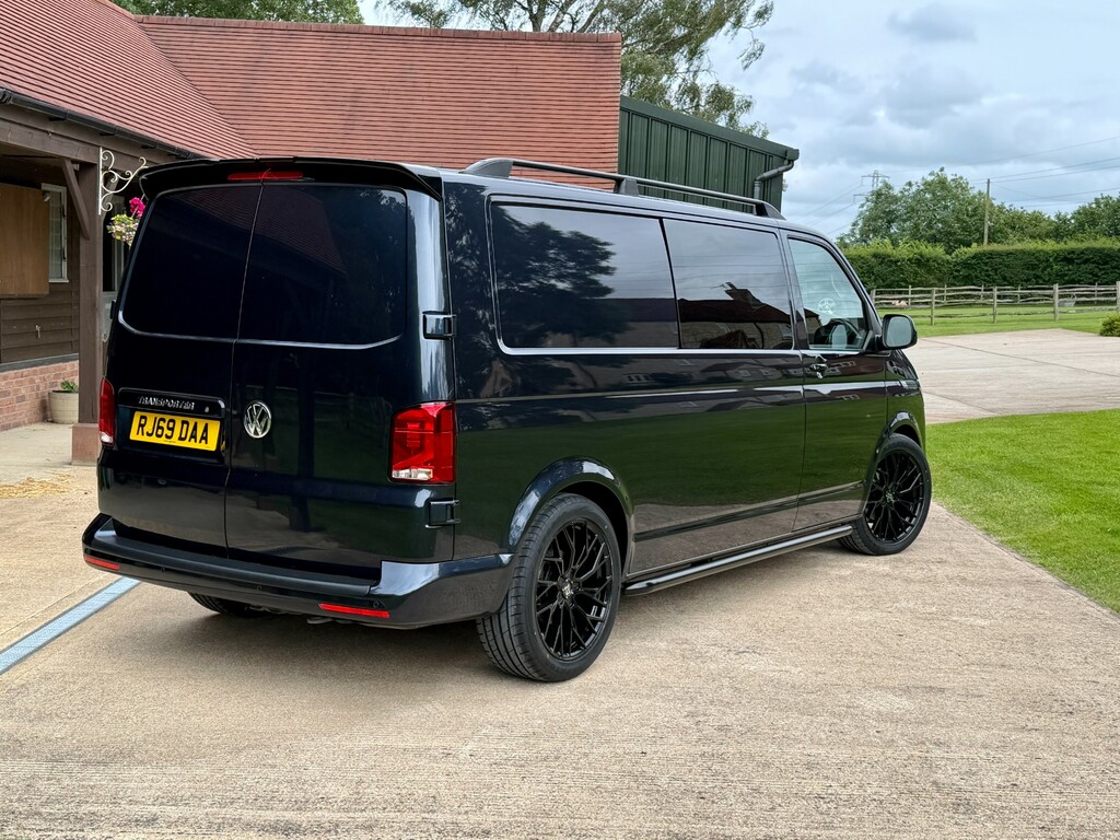Volkswagen Transporter Combi Blue #8