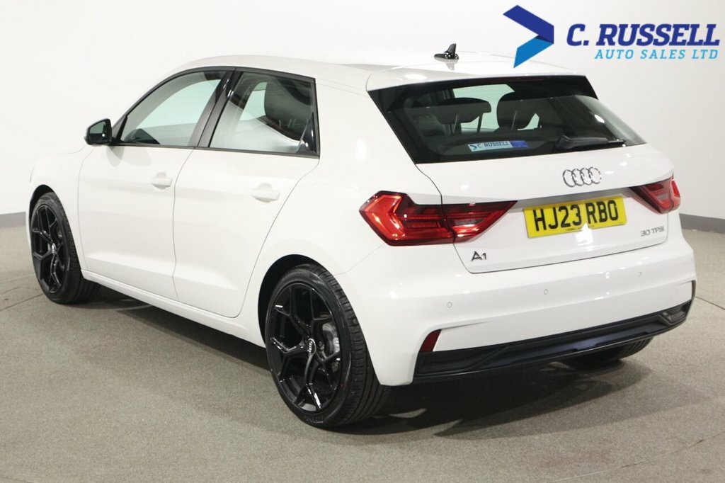 Audi A1 1L Sport HJ23RBO White #6