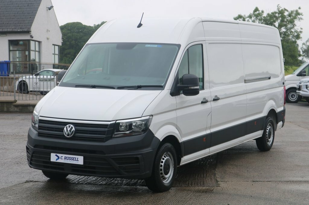 Volkswagen Crafter 2L Startline SW72FGG White #3
