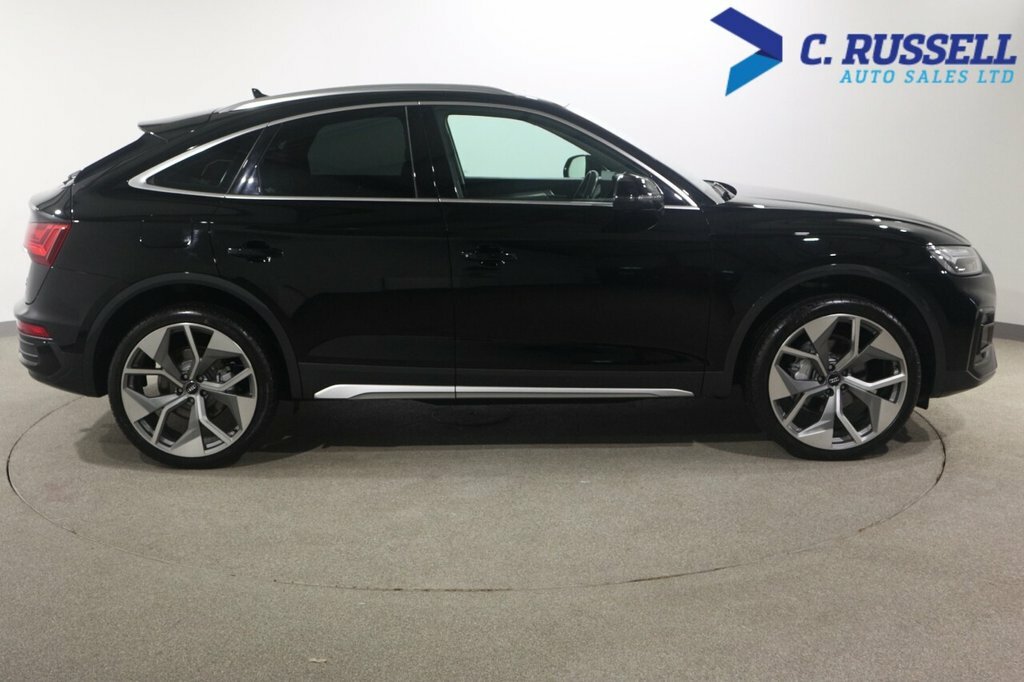 Audi Q5 2L Sport DE72NZC Black #6
