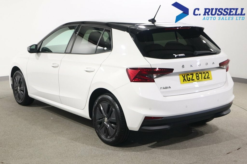 Skoda Fabia 1L Colour Edition XGZ8722 White #6