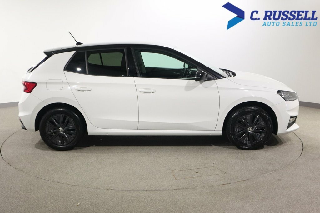 Skoda Fabia 1L Colour Edition XGZ8722 White #3