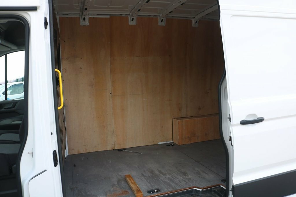 Volkswagen Crafter 2L Trendline AF23XAE White #6