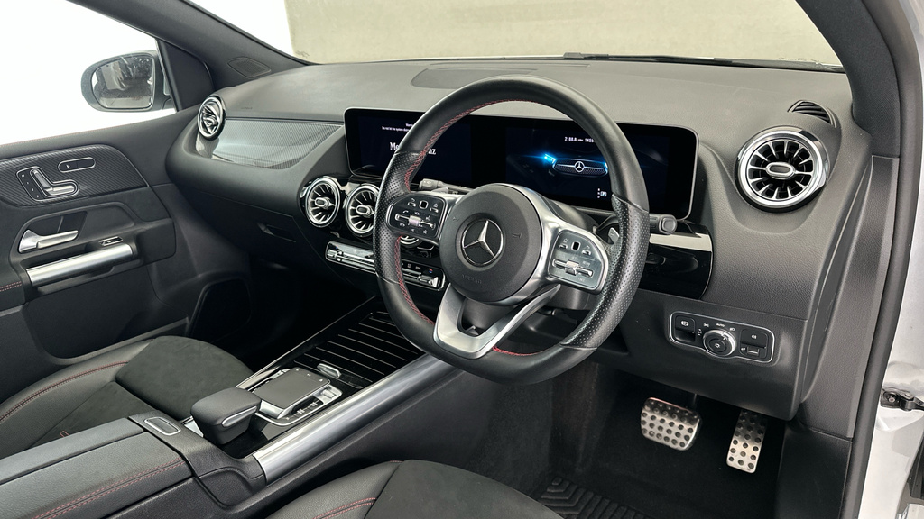 Mercedes-Benz B Class B180 Amg Line Executive White #13