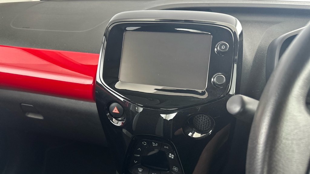Toyota Aygo X X-claim White #16