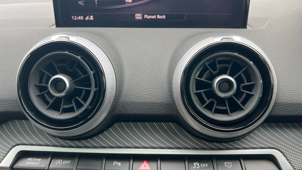 Audi SQ2 2.0 Tfsi Vorsprung Suv S Tronic Quattro Blue #30
