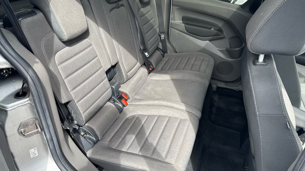 Ford Tourneo Connect 1.5 Ecoblue 120 Titanium Red #14