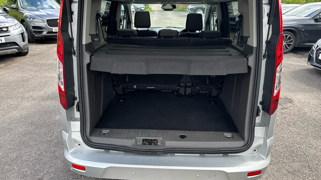 Ford Tourneo Connect 1.5 Ecoblue 120 Titanium Red #15