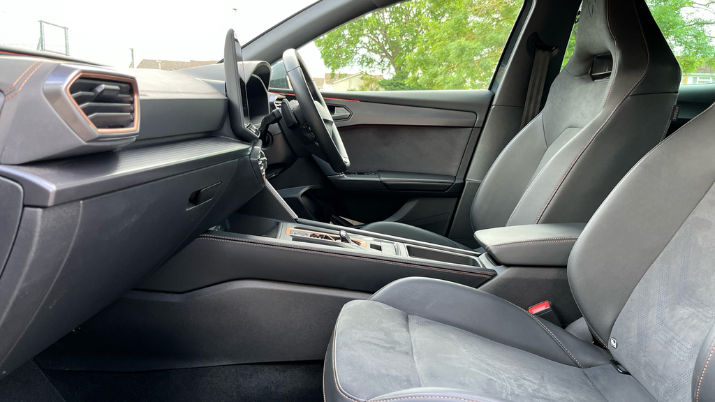 Cupra Leon 2025 Cupra Leon 1.5 Tsi 150 V2 Black #44