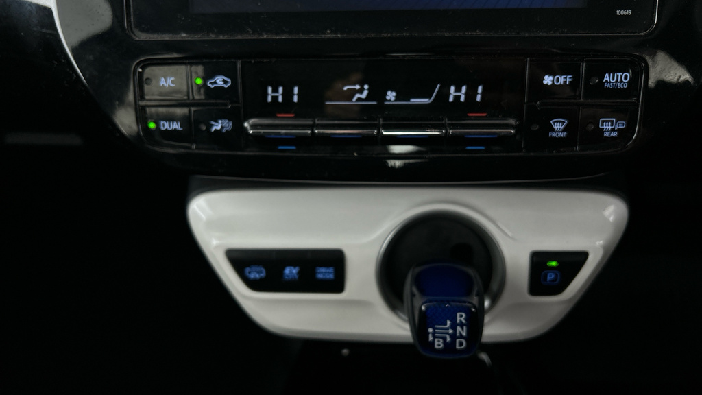 Toyota Prius+ Prius Blue #15