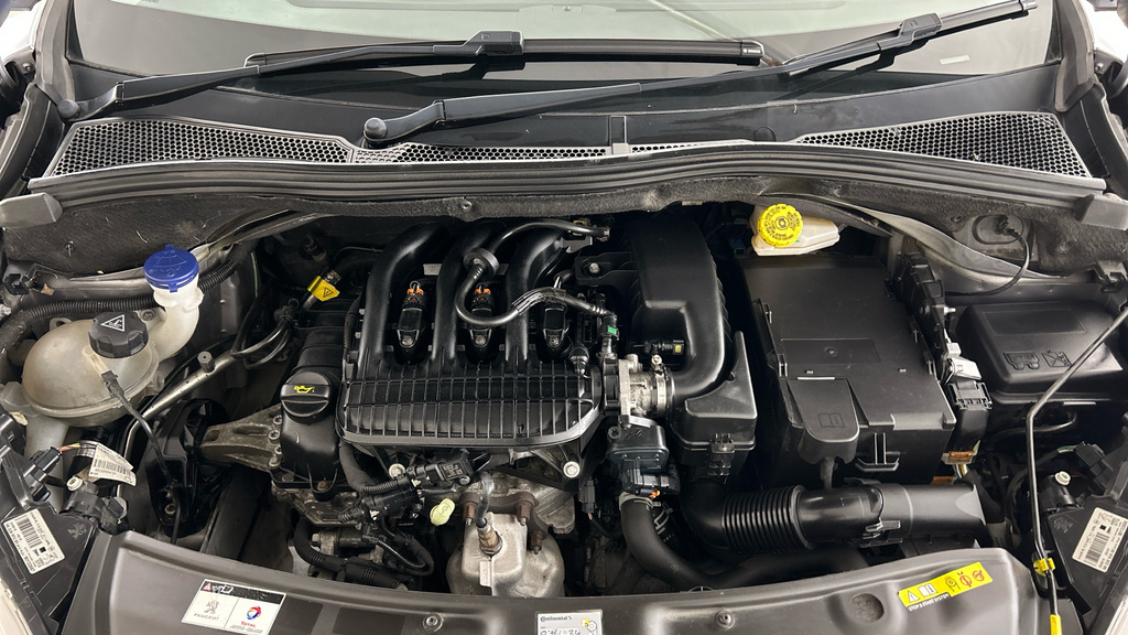 Peugeot 208  Black #21