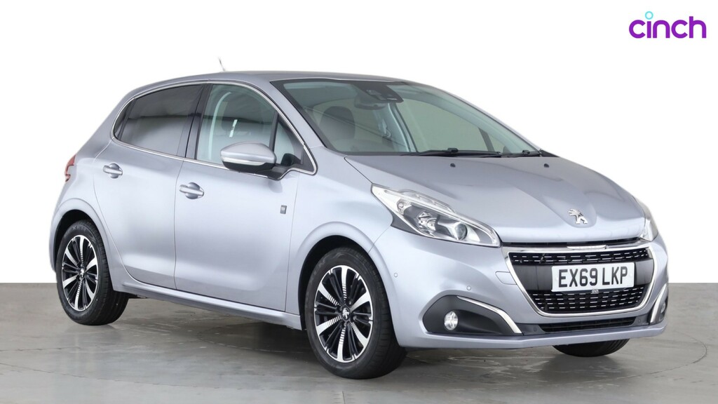Peugeot 208  Black #1