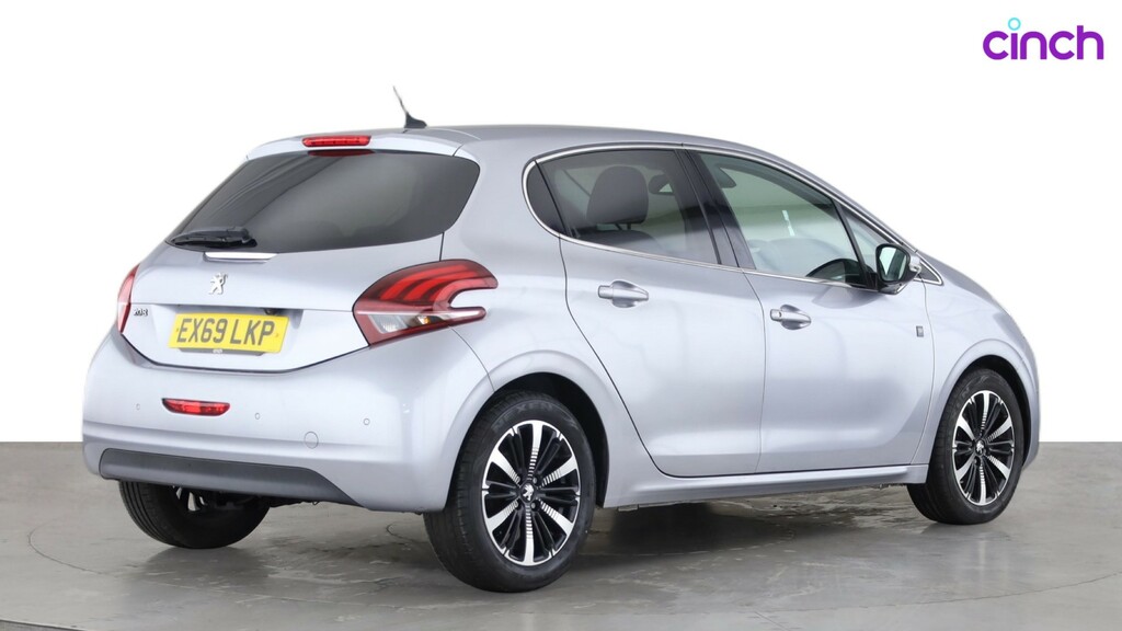Peugeot 208  Black #3