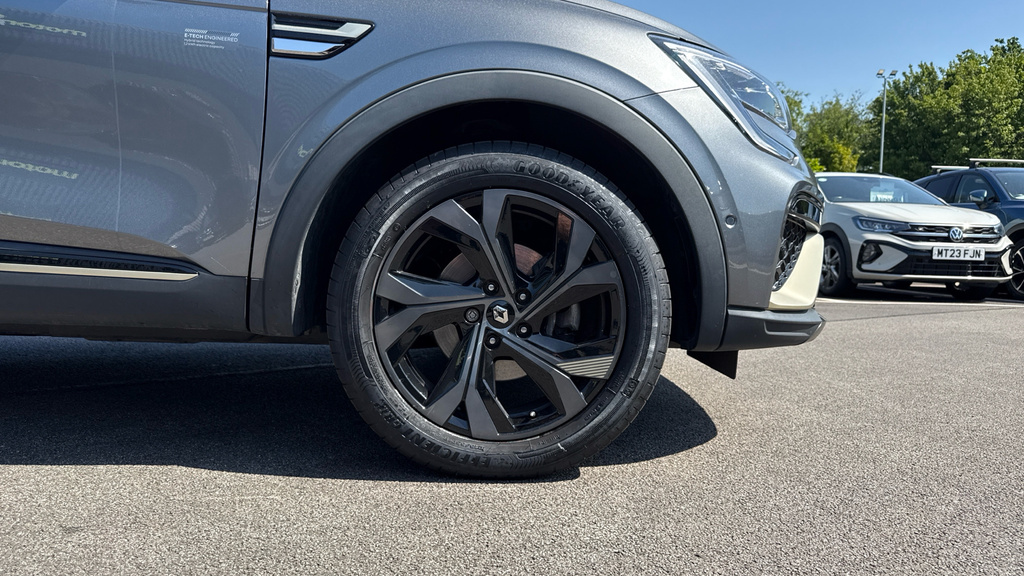 Renault Arkana 1.6 E-tech Hybrid 145 Engineered Bose Ed Grey #34