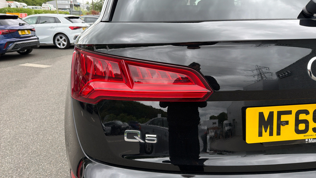 Audi Q5 2.0 Tdi 40 S Line S Tronic Quattro Euro 6 Ss Red #39