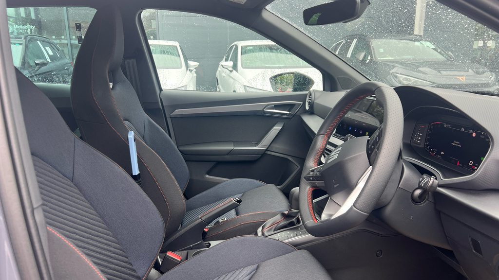 Seat Arona 1.0 Tsi 115 Fr Sport Dsg White #28