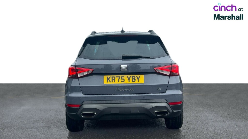 Seat Arona 1.0 Tsi 115 Fr Sport Dsg White #4