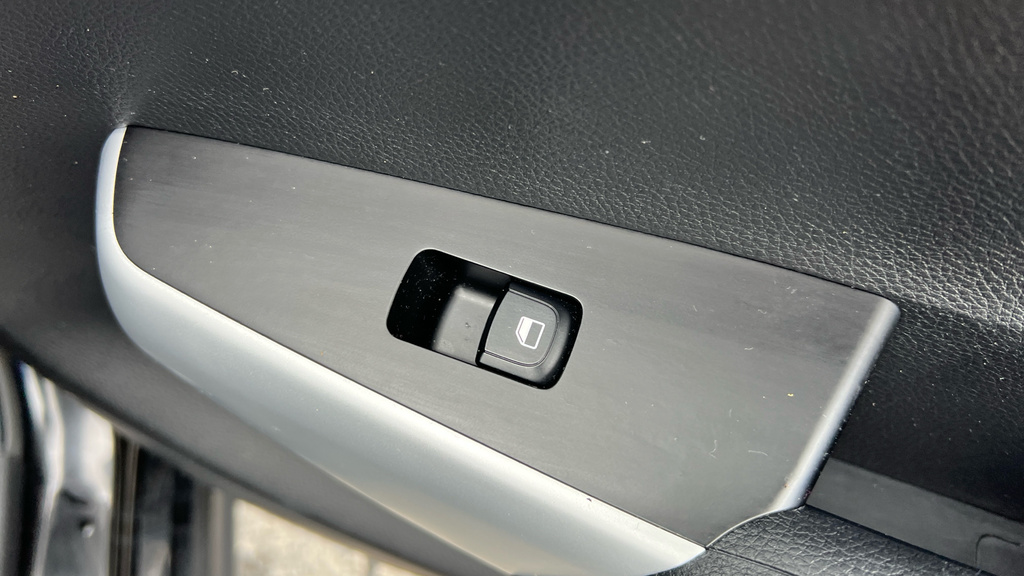Kia Picanto 1.0 2 4 Seats Black #30