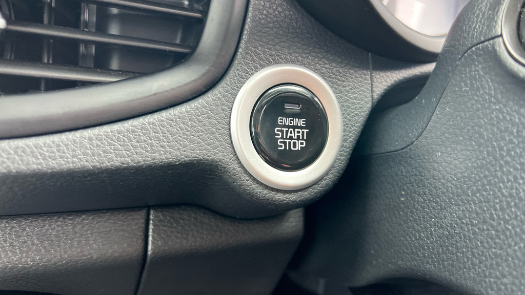 Kia Picanto 1.0 2 4 Seats Black #19