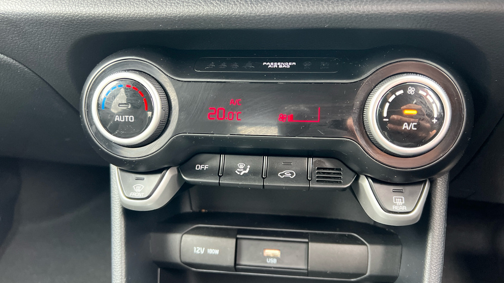Kia Picanto 1.0 2 4 Seats Black #26