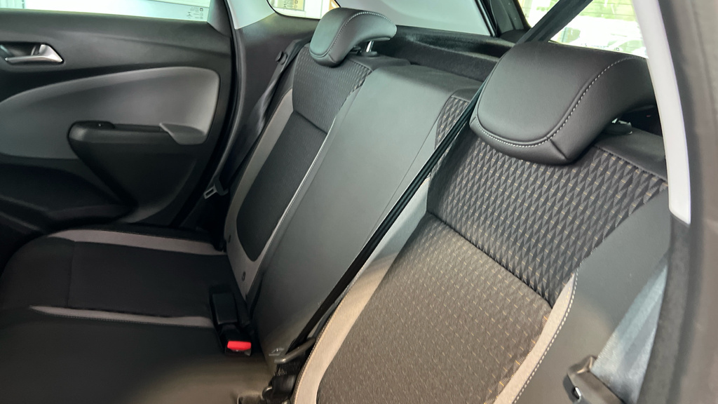 Vauxhall Crossland X 1.2T 130 Elite Start Stop Orange #18