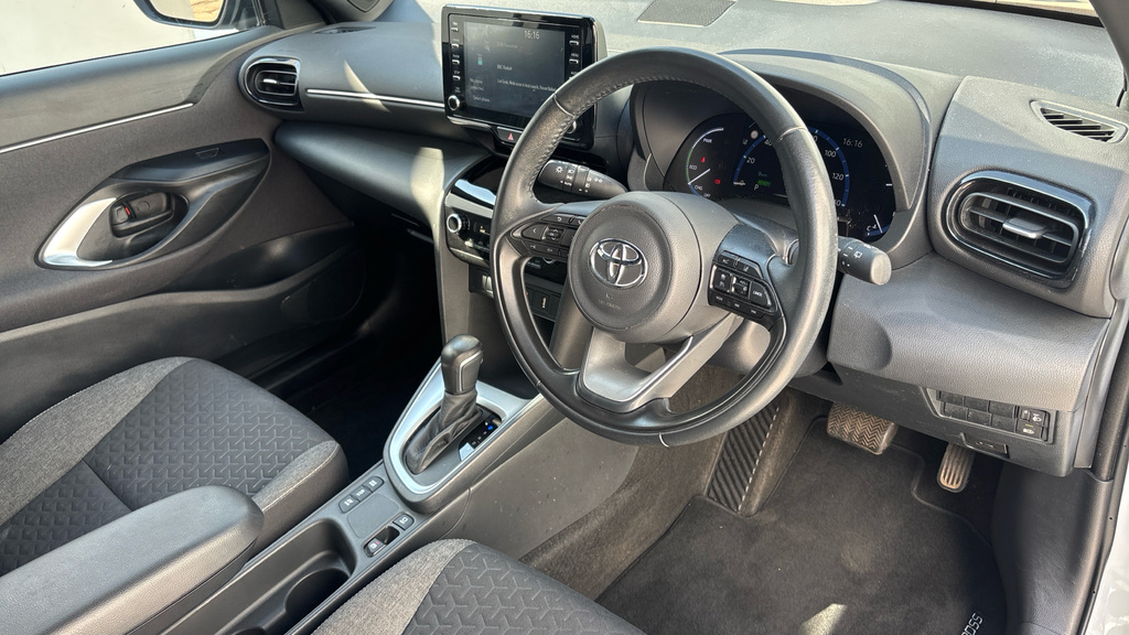 Toyota Yaris Cross 1.5 Hybrid Design Cvt  #9