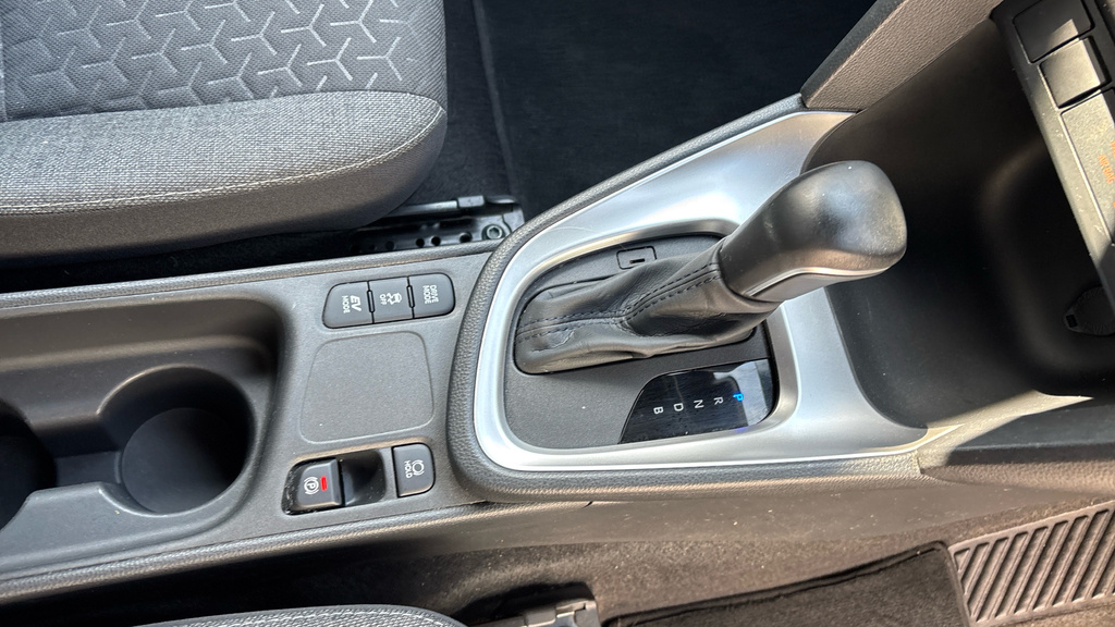 Toyota Yaris Cross 1.5 Hybrid Design Cvt  #36