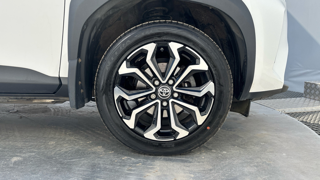 Toyota Yaris Cross 1.5 Hybrid Design Cvt  #28