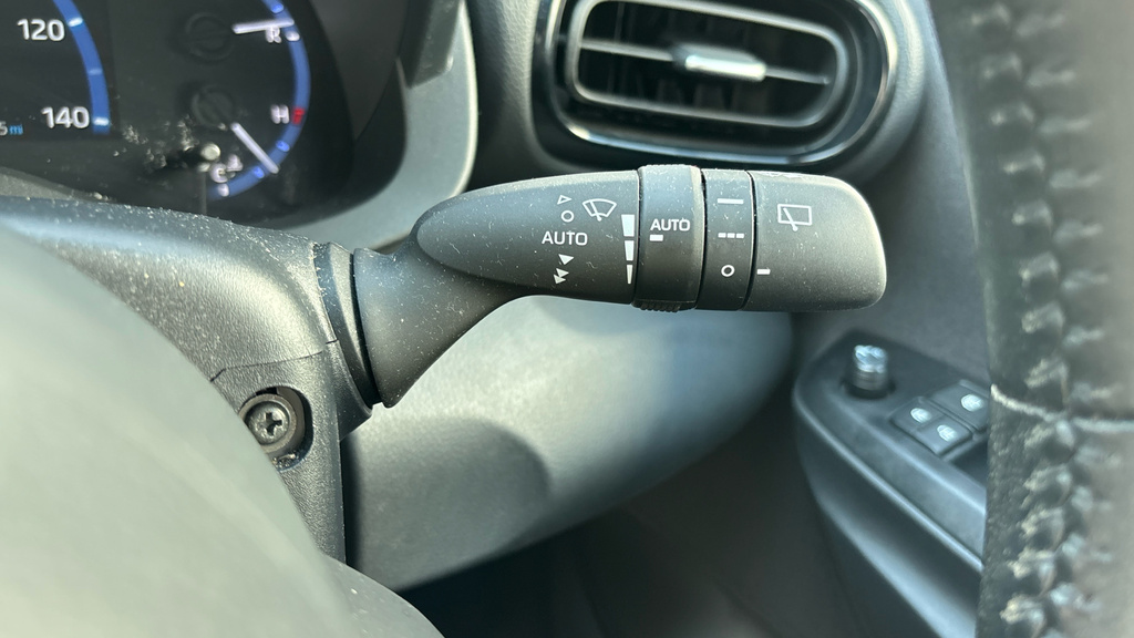 Toyota Yaris Cross 1.5 Hybrid Design Cvt  #33