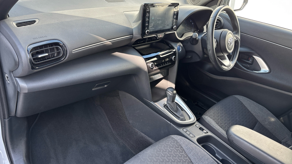 Toyota Yaris Cross 1.5 Hybrid Design Cvt  #10