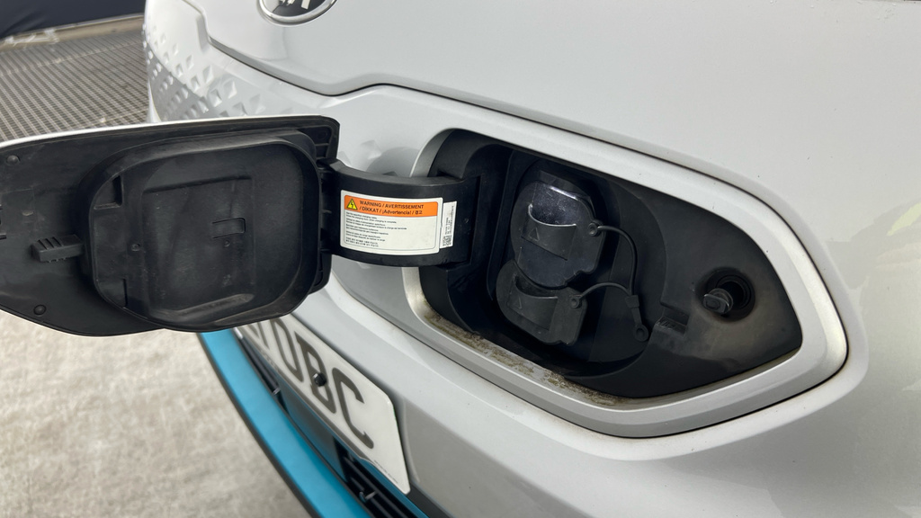 Kia e-Niro 150Kw 4 64Kwh Silver #33