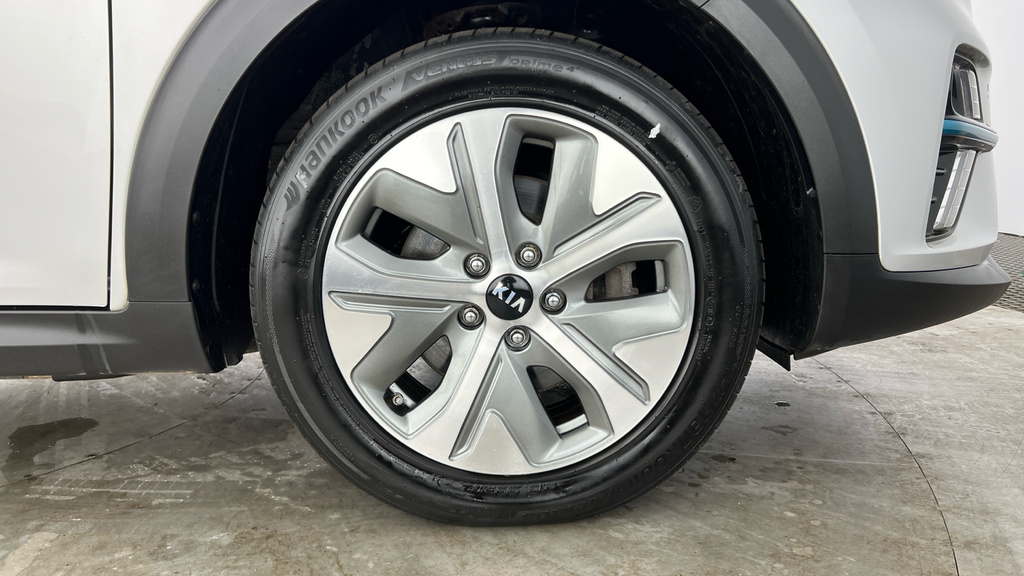 Kia e-Niro 150Kw 4 64Kwh Silver #32