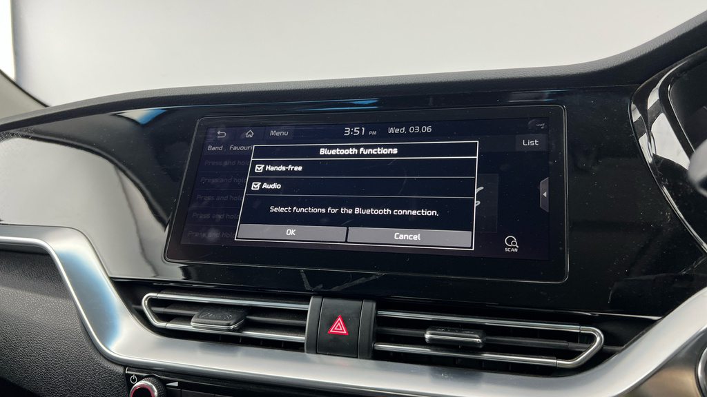Kia e-Niro 150Kw 4 64Kwh Silver #23